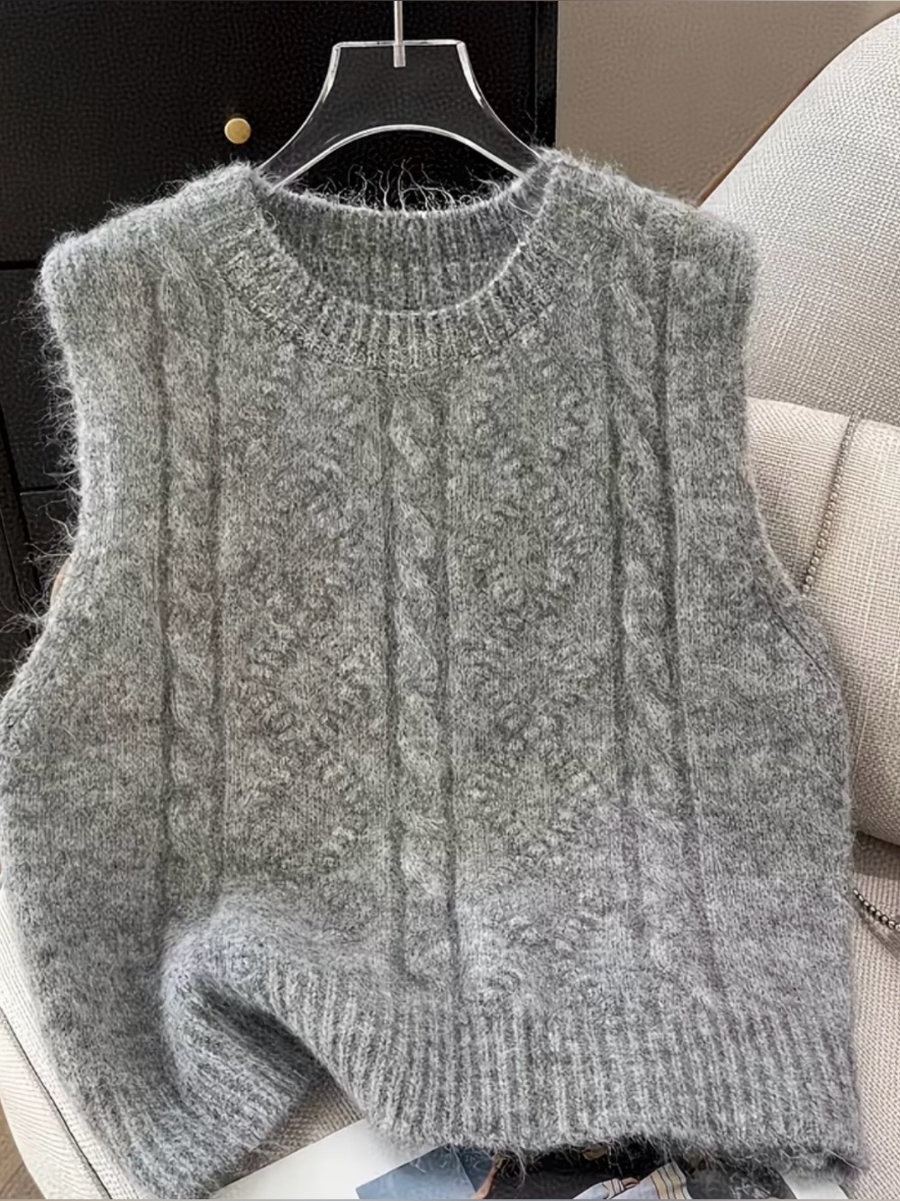New Cable Knit Vest Light Grey XL